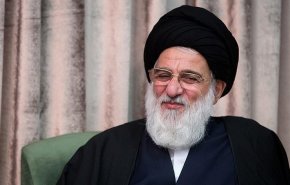 آیت‌الله هاشمی‌شاهرودی برای شیمی‌درمانی در بیمارستان بستری شد