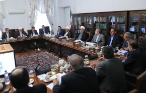 سیاستهای جدید ارزی و راهکارهای تسریع در برخورد با مفاسد و اخلالگران اقتصادی تصویب شد/ دوشنبه؛ اعلام سیاست‌های جدید ارزی دولت
