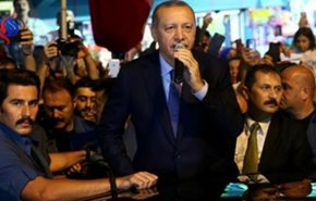 اردوغان: اگر آمریکایی‌ها دلار دارند، ما خدا را داریم