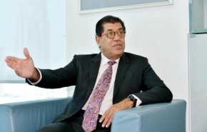 جمال فخرو ينتقد اعتماد البحرين على الإعانات الخليجيّة

