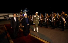 روحانی به تهران بازگشت
