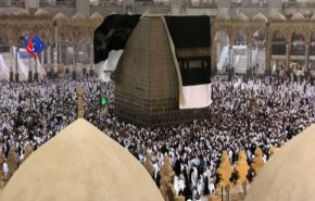شاهد: الرياح أسرار تكشف باب الكعبة المخفية!!
