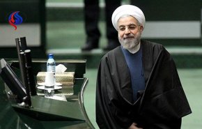 نامه روحانی به مجلس: 6 شهریور برای پاسخ به سوال نمایندگان به خانه ملت می‌آیم
