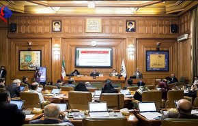 محسن هاشمی رئیس شورای شهر تهران ماند