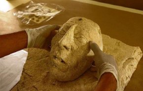 اكتشاف قناع نادر من القرن السابع لحاكم المايا!