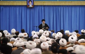 نخستین جلسه درس خارج فقه حضرت آیت‌الله خامنه‌ای در سال تحصیلی جدید

