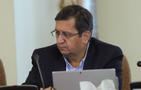 ورود اسکناس ارز به کشور توسط صادرکنندگان مجاز شد/ معامله ۲.۵ میلیارد یورو با قیمت ۹ هزار تومان