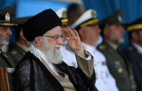 ملت ایران از اخم آمریکا نهراسید و آن را به شکست و عقب‌نشینی کشاند/ نیروهای مسلح در تأمین امنیت دریاهای اطراف ایران عزیز توانا هستند