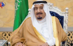 بالتفاصيل.. ما هي حقيقة تقديم الملك سلمان هدايا لحليمة بولند؟