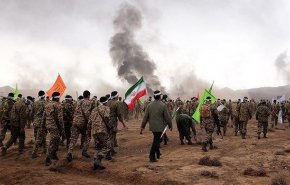 اقامة مناورات للحرس الثوري في اصفهان وسط ايران