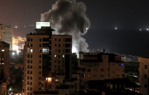 دو فلسطینی در حمله هوایی صهیونیست ها شهید شدند
