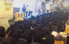 السلطات البحرينية تأمر بحبس 10 مواطنين على خلفية الصلاة المركزية ليلة العاشر