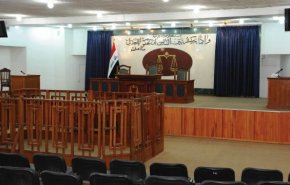 السجن 15 عاما لعراقي عرض ابنته للبيع
