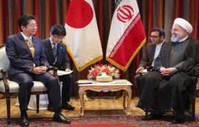 نخست وزیر ژاپن با روحانی دیدار کرد