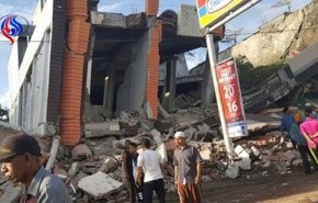 زمین‌لرزه‌های پی در پی «حلقه آتش» اندونزی را لرزاند؛ فرو ریختن ساختمان‌ها در «سولاوِسی»