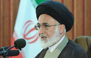 ممثل قائد الثورة: لم يتخذ اي قرار حول استئناف رحلات العمرة 
