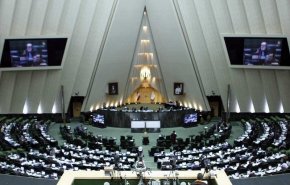 مجلس الشورى الاسلامي يعقد اجتماعا مغلقا