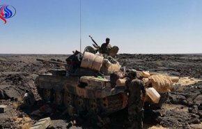 شاهد.. هكذا يفتت الجيش السوري دفاعات “داعش” بين الصخور البركانية