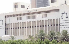 الكويت تحيل مغردين إلى النيابة والسبب السعودية!