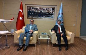 وزير الداخلية يصل انقره للقاء مسؤولين أتراك