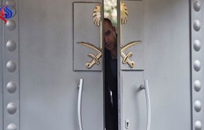 معارض سعودي يتّهم الرياض بالتنصت على مكالماته الهاتفية مع خاشقجي         