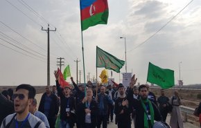 توافد محبي اهل البيت للمشاركة بإحياء ذكرى اربعين الامام الحسين(ع)
