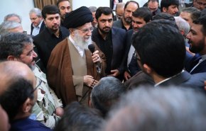 دیدار مسئولان سازمان پدافند غیر عامل با فرمانده معظم کل قوا
