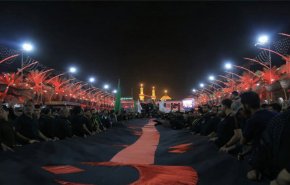 فدائيو السيدة زينب (س) يحيون أربعين الامام الحسين في كربلاء