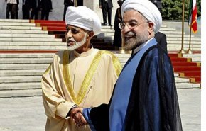بعد انتقاد إيران... المبعوث الخاص للسلطان قابوس یتلقى دعوة لزیارة طهران