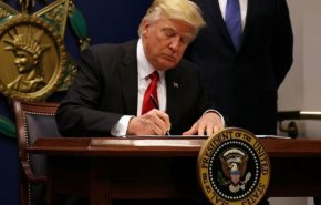 پست توئتیری عجیب ترامپ پس از اعلام بازگشت تحریم‌ها علیه ایران
