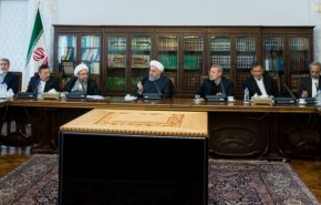 تاکید بر سیاست تقویت تولید ملی و گسترش تعامل سازنده براساس منافع مشترک با دیگر کشورهای جهان