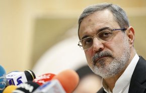 آمریکا دشمن انسانیت است/ دانش‌آموزان حتماً تاریخ انقلاب اسلامی ایران را مطالعه کنند
