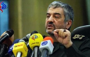 فرمانده سپاه: آقای ترامپ! هرگز ایران را تهدید نکن/ ناله‌های پر از وحشت سربازان و ملوانان شما در طبس و خلیج فارس شنیدنی است