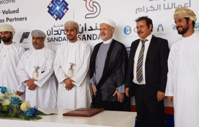 شركات ايرانية تشارك في بناء أكبر حي صناعي في عمان