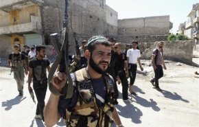 تغییر پرچم «معارضان» سوری توسط جبهه النصره در ادلب
