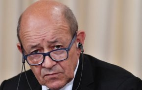 لودریان: ترامپ در امور داخلی فرانسه دخالت نکند
