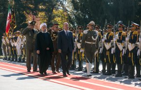 استقبال رسمی روحانی از رئیس جمهور عراق