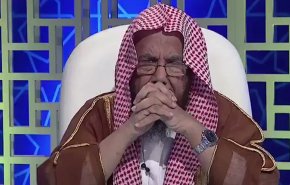 عالم وهابي يجيز تفتيش أغراض الخادمات، لهذا السبب..