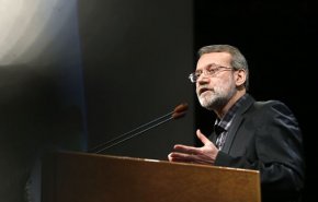 لاریجانی: از اشتباه سعودی‌ها و اماراتی‌ها در حمایت از صهیونیست‌ها و آمریکا نمی‌گذریم/ اجازه شکل گیری 