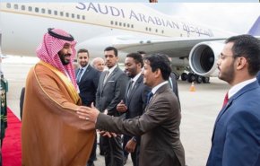 إبن سلمان يختار النزول في سفارة بلاده بدلا من الفندق