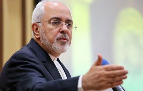 ظریف: آمریکا منطقه را انبار باروت کرده است/ اتهامات موشکی به ایران / سلاح آمریکایی در دست القاعده در یمن و داعش در سوریه 