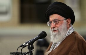 دیدار خانواده‌های شهدای دفاع مقدس و مدافع حرم با رهبر انقلاب
