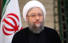 دستور لاریجانی به دادستان‌ها برای ورود به موضوع گرانی/قیمت ارز پایین آمده اما برخی همچنان گرانفروشی می کنند