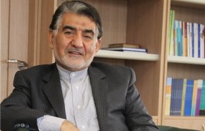 مفاوضات إيرانية عراقية لتحييد الدولار في التبادل التجاري بينهما