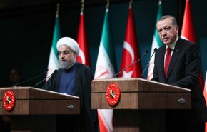 روحانی: هیچ کشور ثالثی قادر نیست روابط همسایگی ما و ترکیه را خدشه‌دار کند