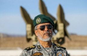 اجازه نزدیک شدن ناوهای آمریکایی را به آب های ایران نمی دهیم/ ناوهای آمریکایی نمی توانند علیه ایران اقدامی کنند
