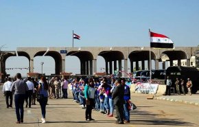 لبنان «يتفرّج» على عودة العرب إلى سوريا