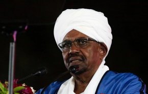 البشیر: گفتند با اسرائیل عادی‌سازی کنید تا اوضاع کشور آرام شود!
