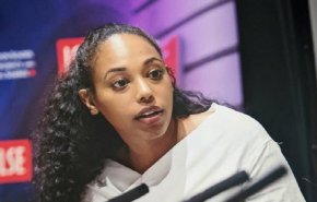 اعتداء على مراسلة 