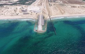 صهیونیستها دیوار حائل دریایی در شمال غزه احداث کردند
